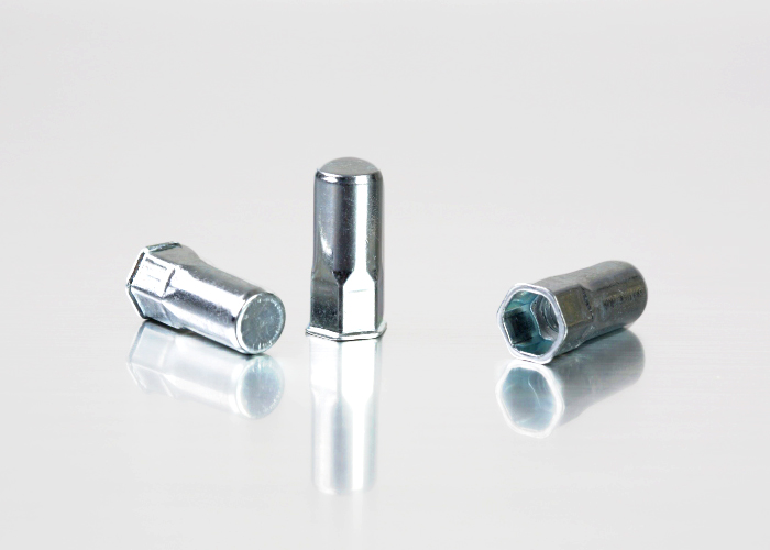 The Locking Principle Of Carbon Steel Rivet Nut